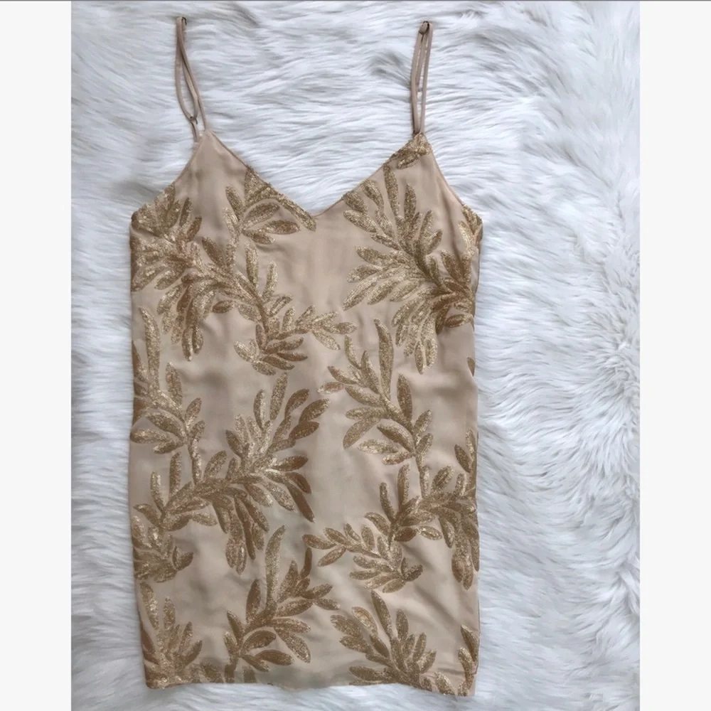 Show Me Your Mumu Gold Metallic Leaf Print Dress - Picture 7 of 8